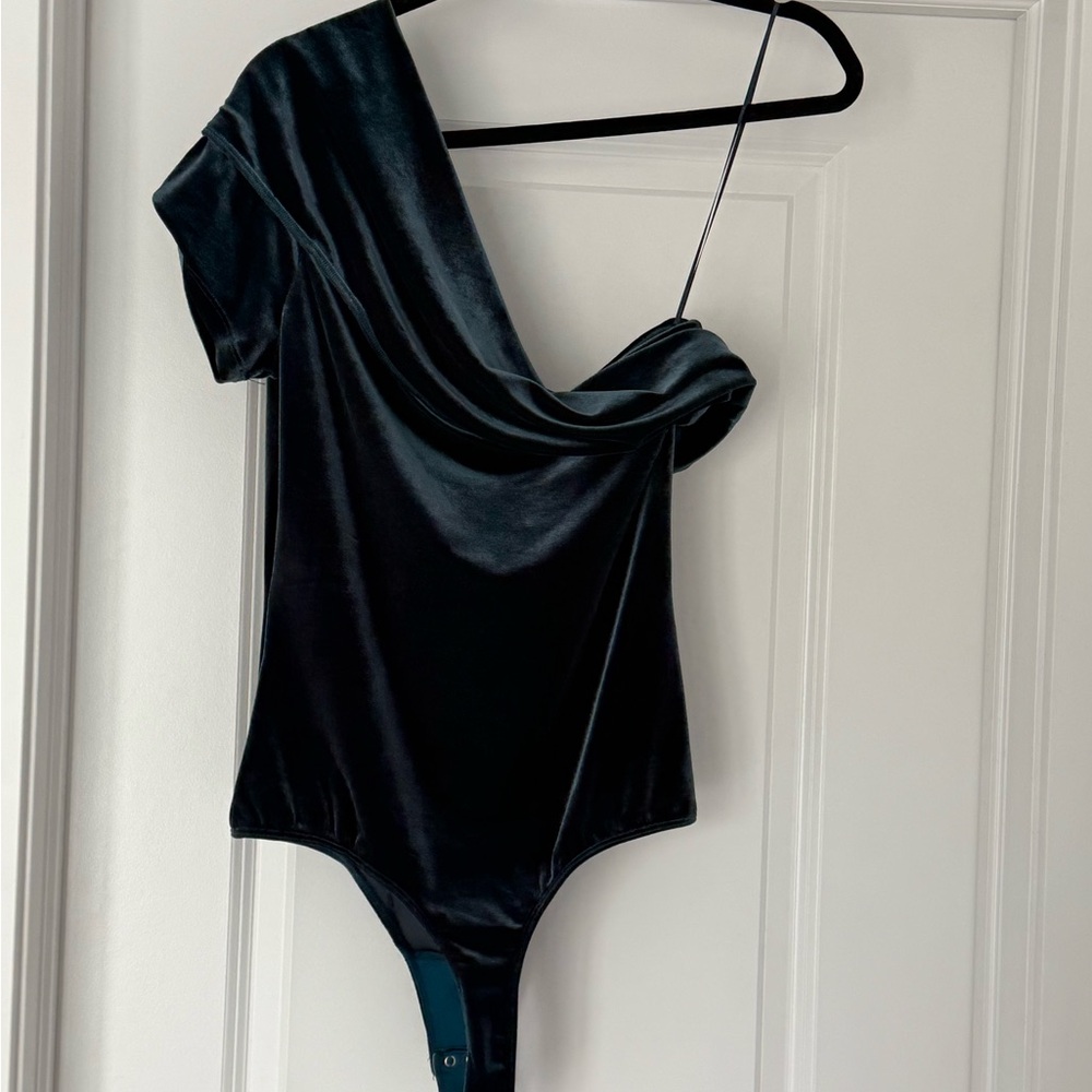 Agolde Bree Branded Bodysuit in Blizzard!